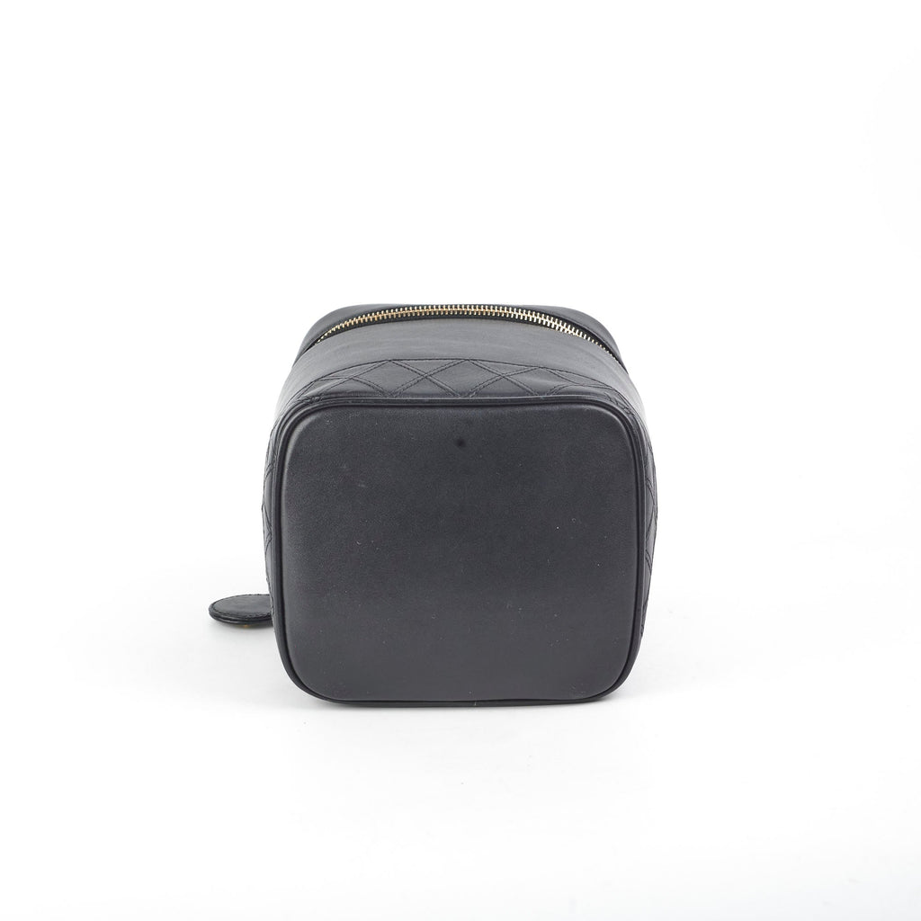 Chanel Vintage Vanity Black - Series 3