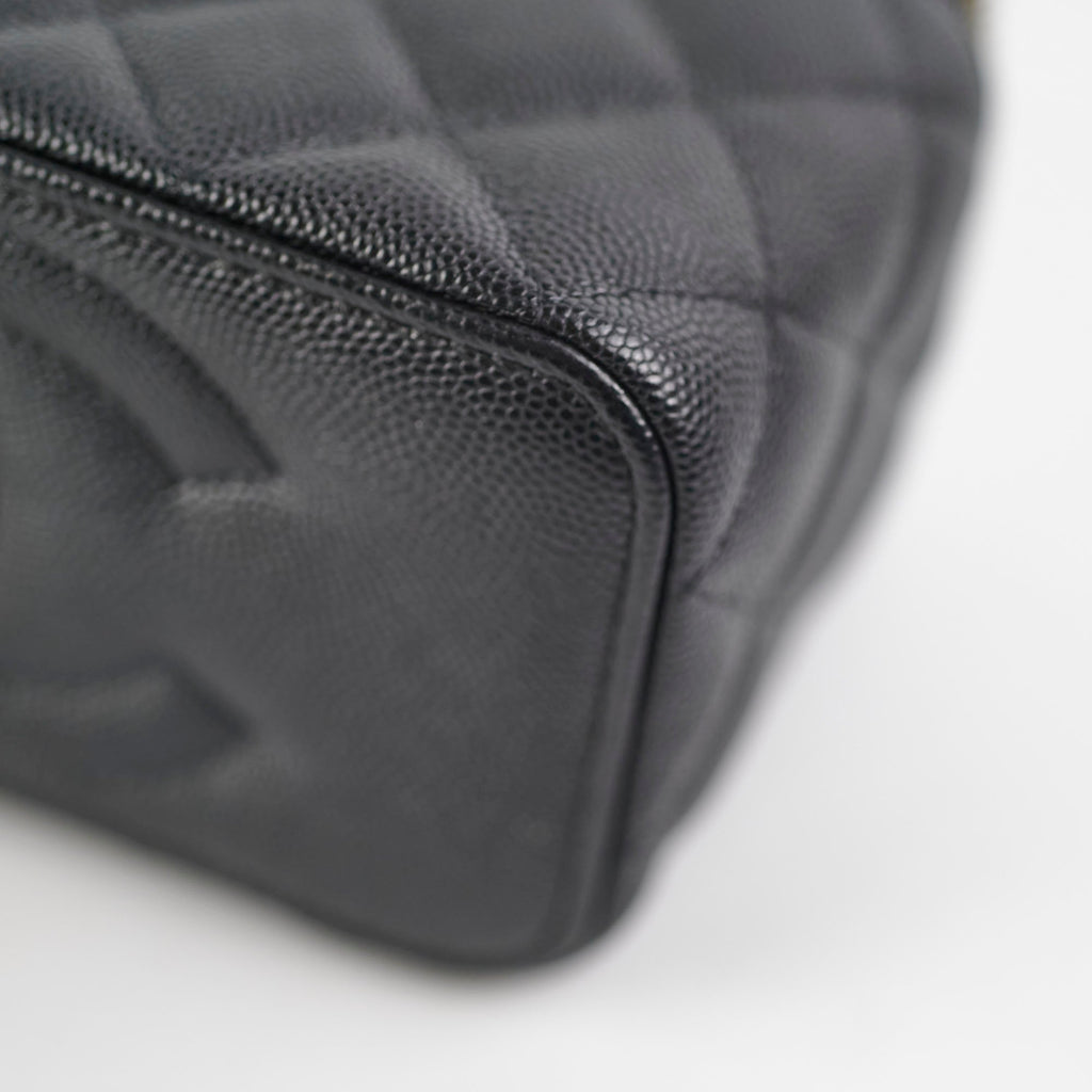 Chanel Vanity Caviar Black - New Version 23C