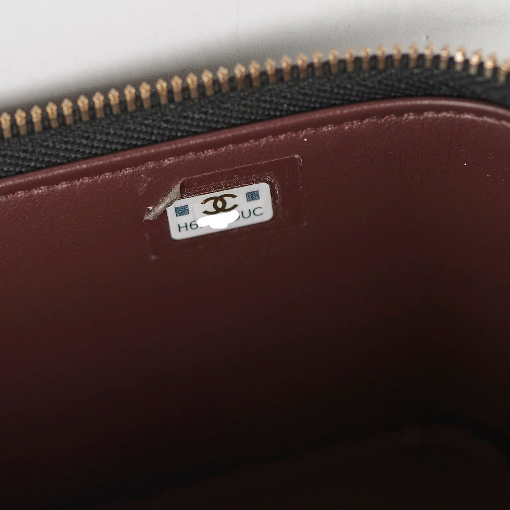 Chanel Vanity Caviar Black - New Version 23C