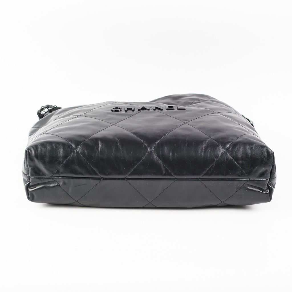 Chanel 22 Handbag Medium So Black (Microshipped)