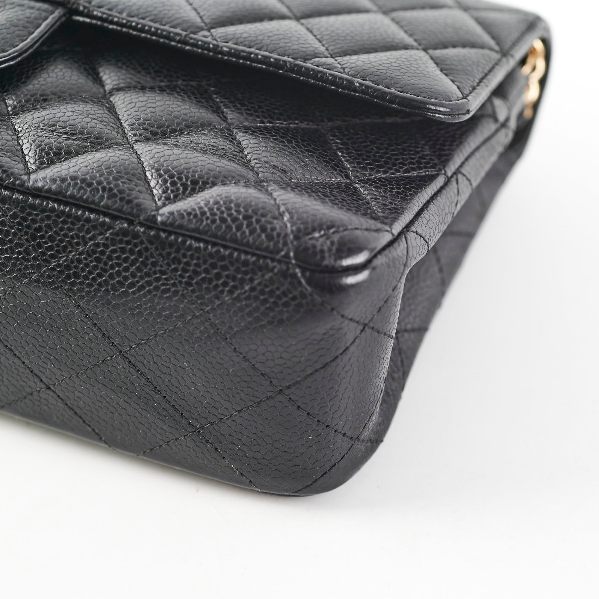 Chanel Medium/Large Caviar Classic Double Flap Black HOLD BC