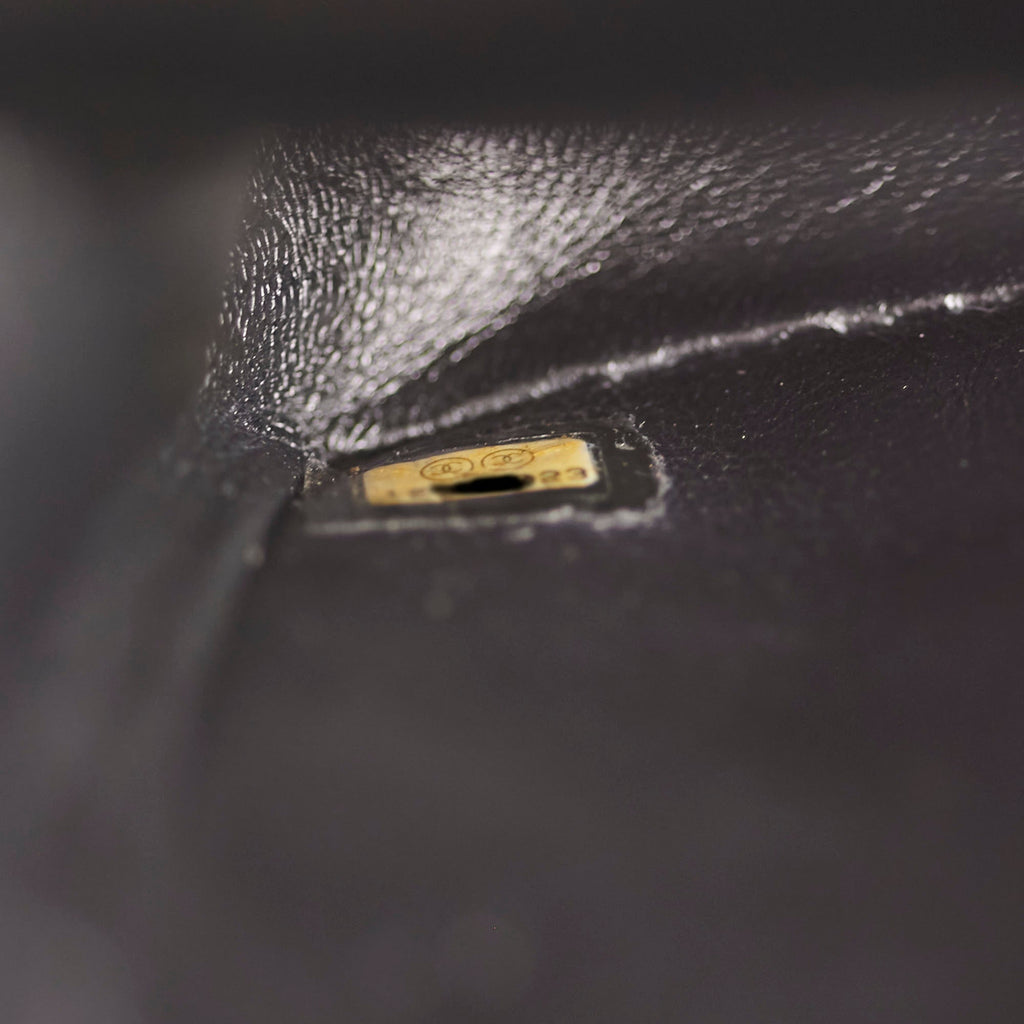 Chanel Medium/Large Caviar Classic Double Flap Black HOLD BC