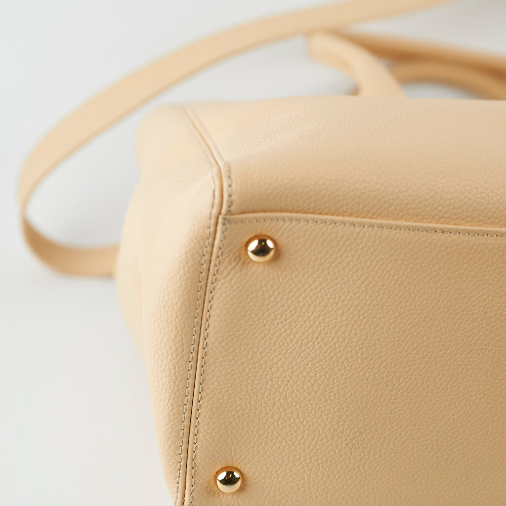 Chanel Caviar Cerf Tote Large Beige