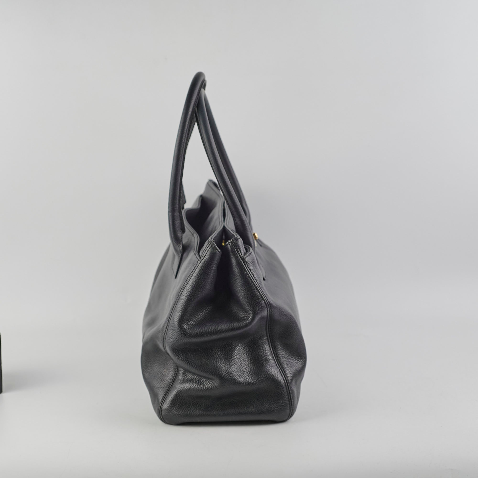 Chanel Cerf Tote Caviar Black