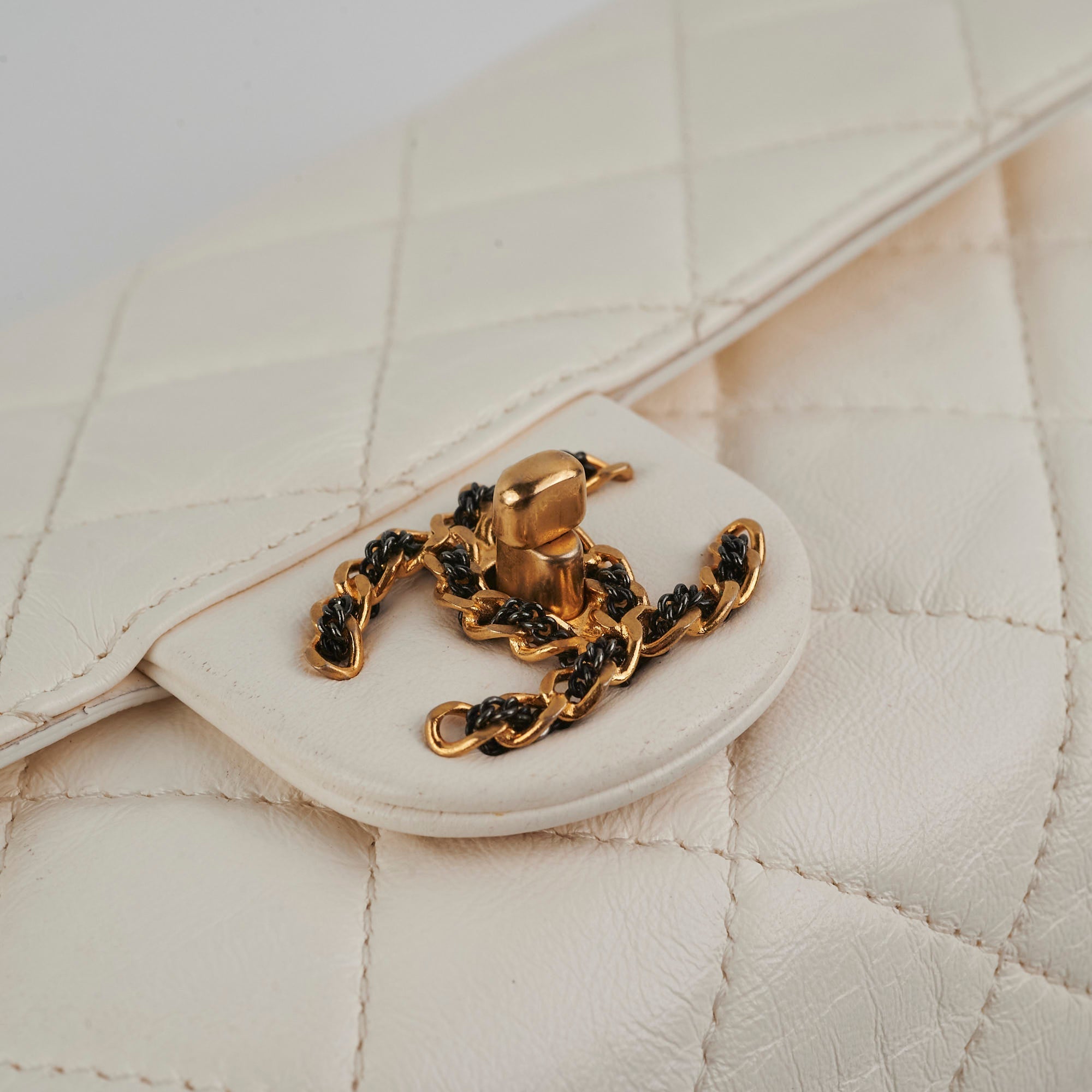 Chanel Seasonal Calfskin Flap White