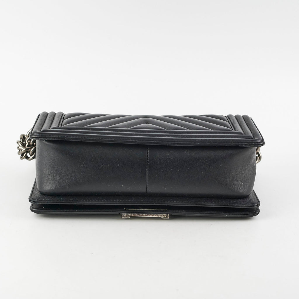 Chanel Boy Old Medium Black Chevron