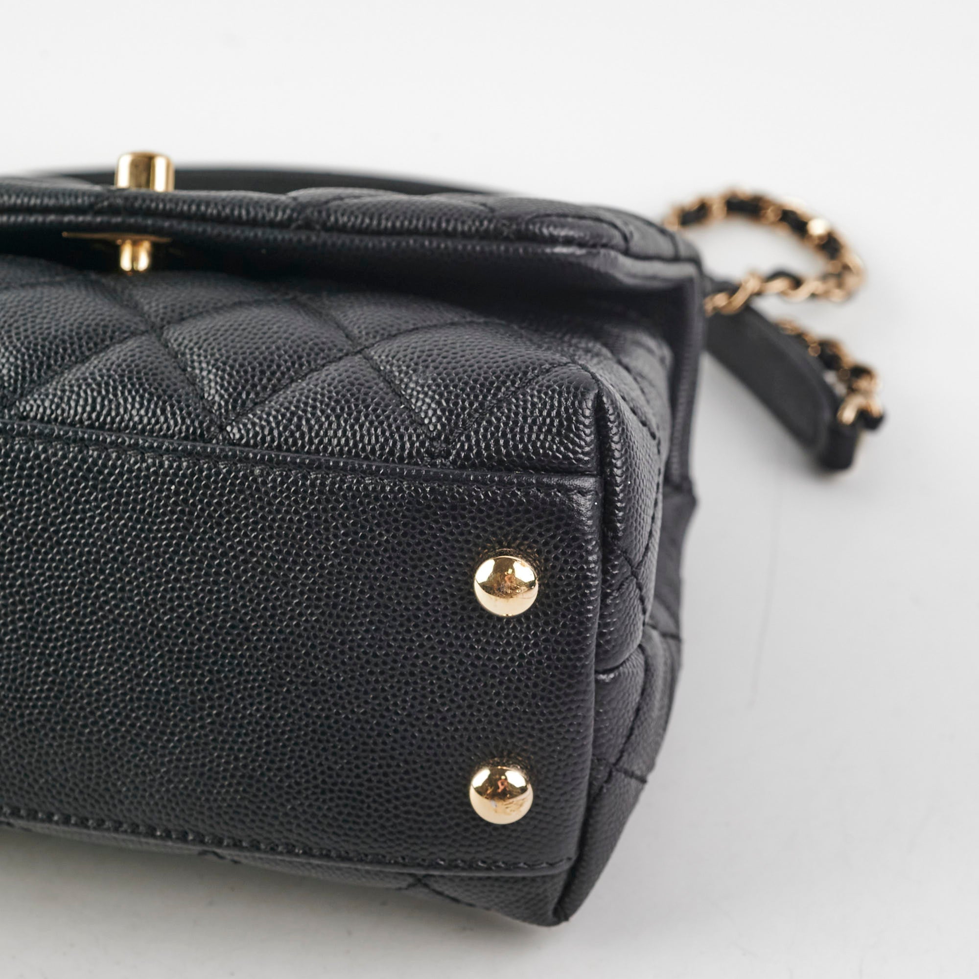 Chanel Coco Mini Handle Caviar Black - series 30