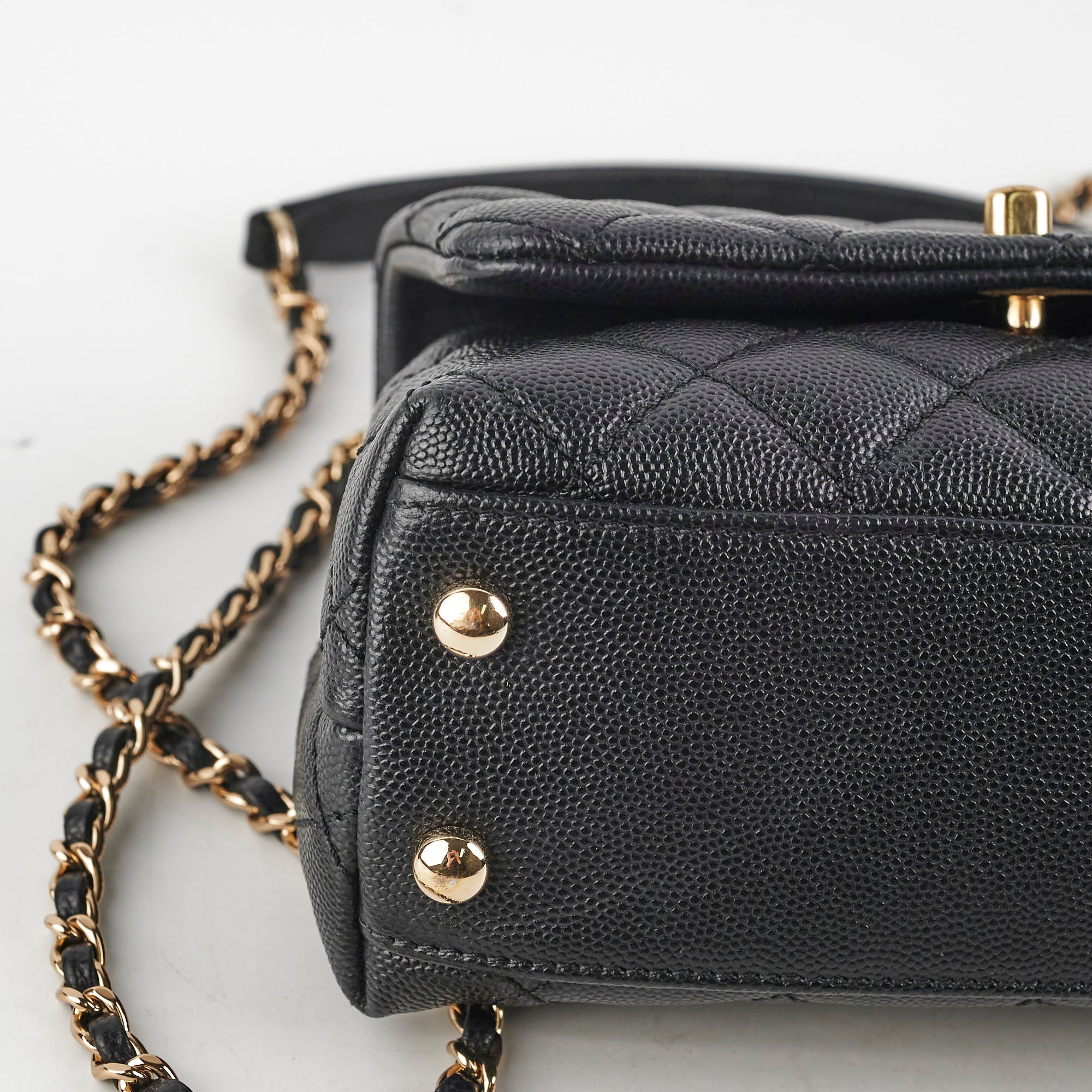 Chanel Coco Mini Handle Caviar Black - series 30