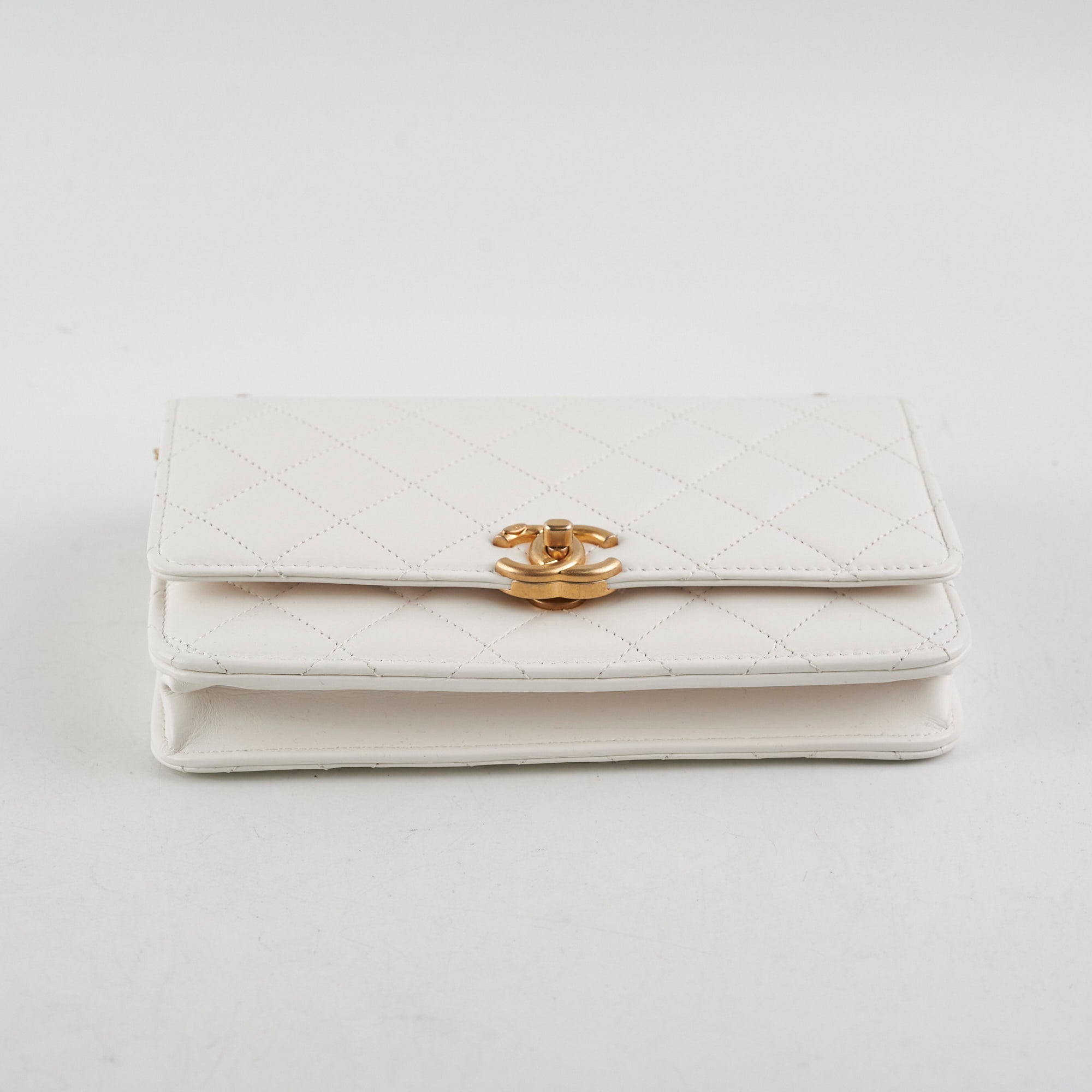 Chanel Seasonal Wallet On Chain WOC White