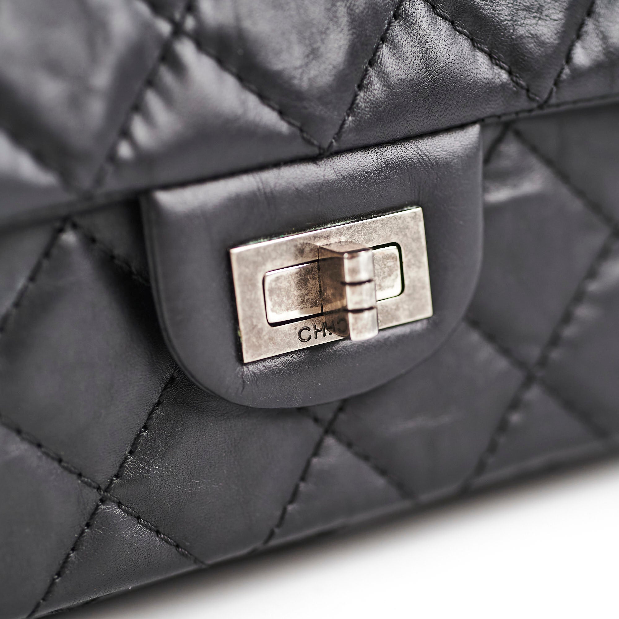 Chanel Reissue 226 Black Calfskin - Series 18