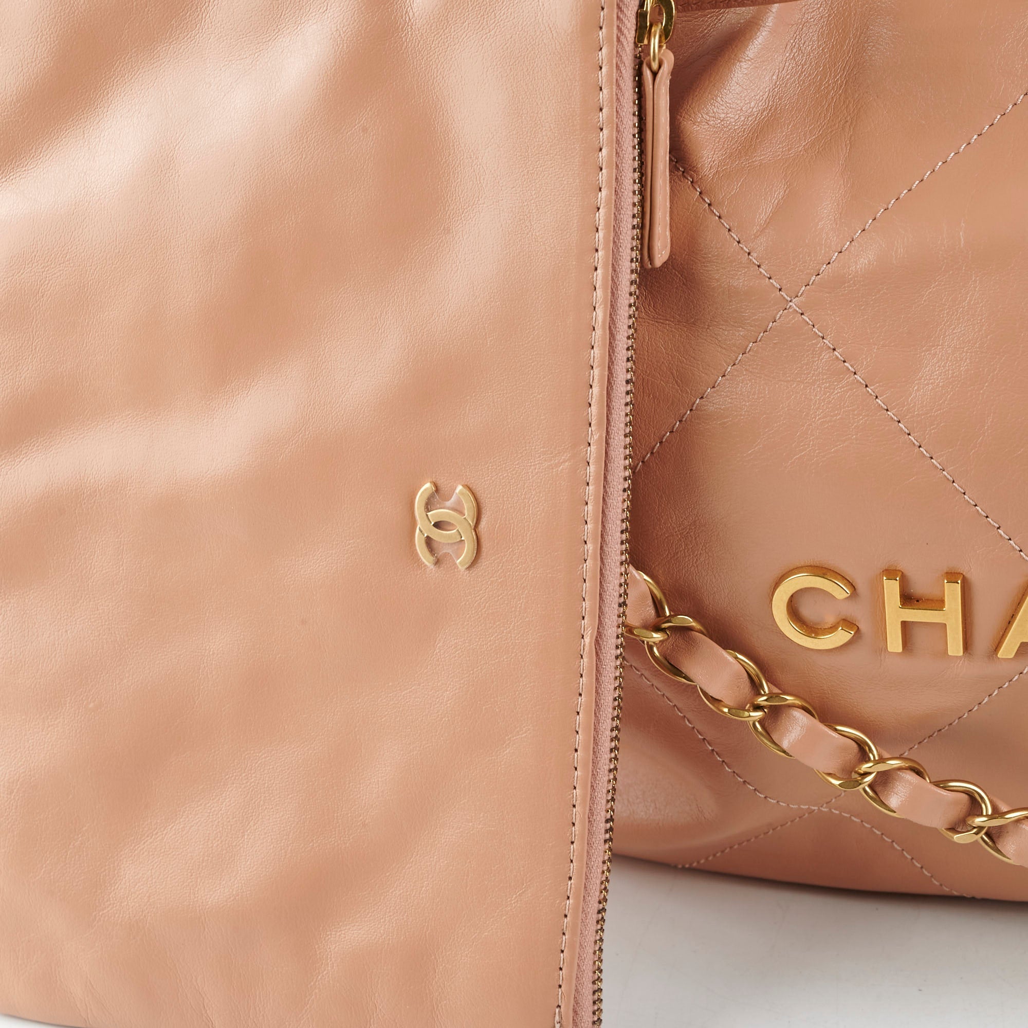 Chanel 22 Small Caramel