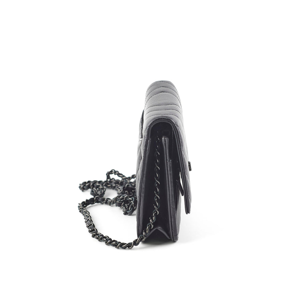 Chanel Chevron Reissue WOC Lambskin Wallet On Chain Black