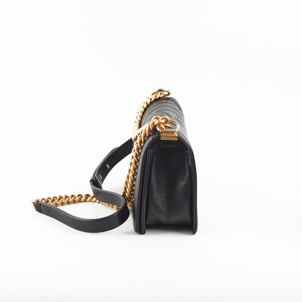 Chanel Old Medium Boy Chevron Caviar Black