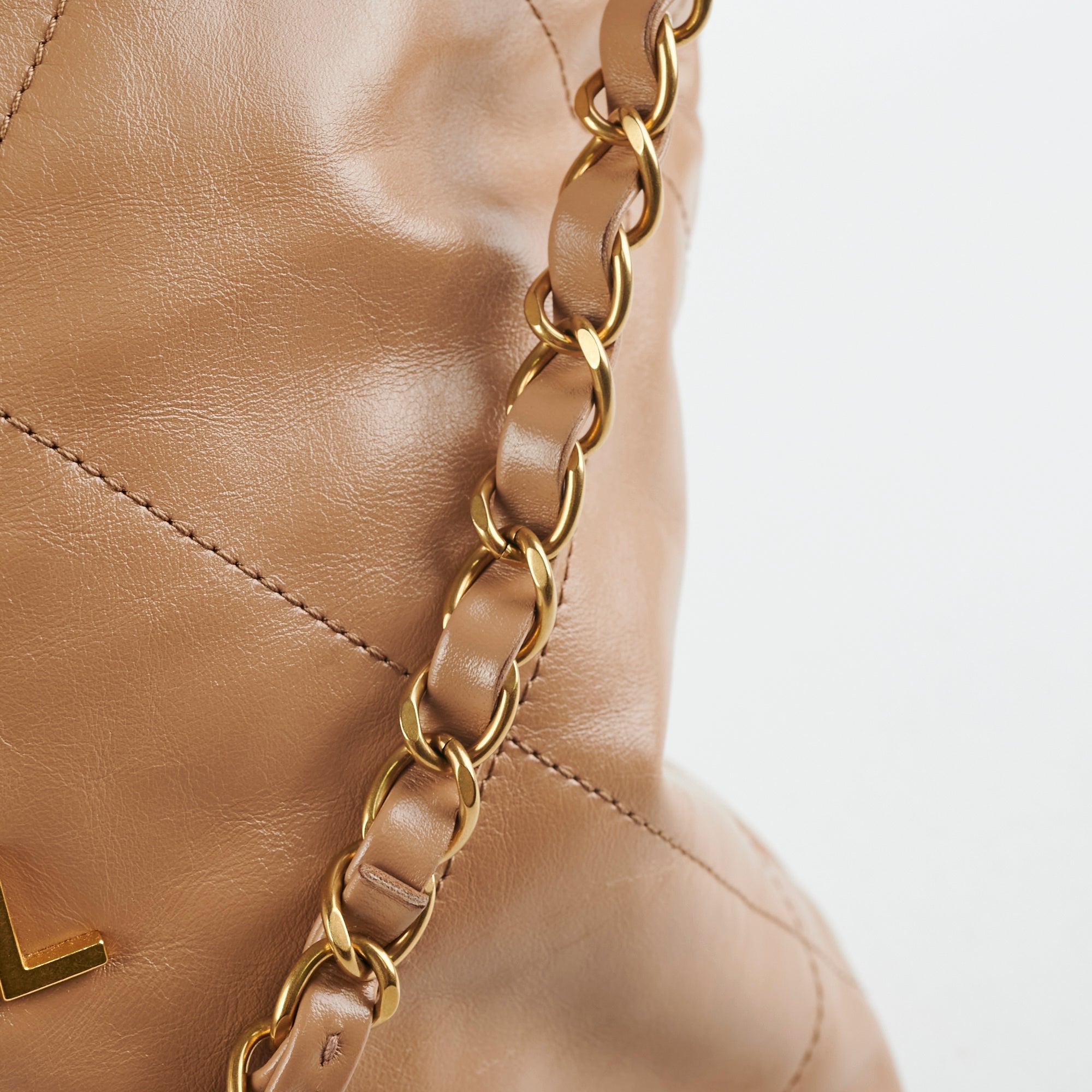 Chanel 22 Small Beige