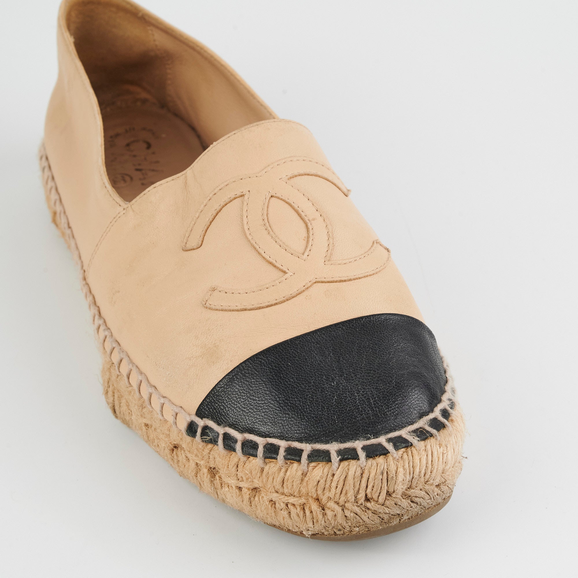 Chanel espadrille beige black shoes 38