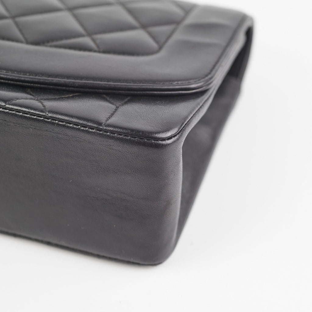 Chanel Diana Lambskin Black Medium