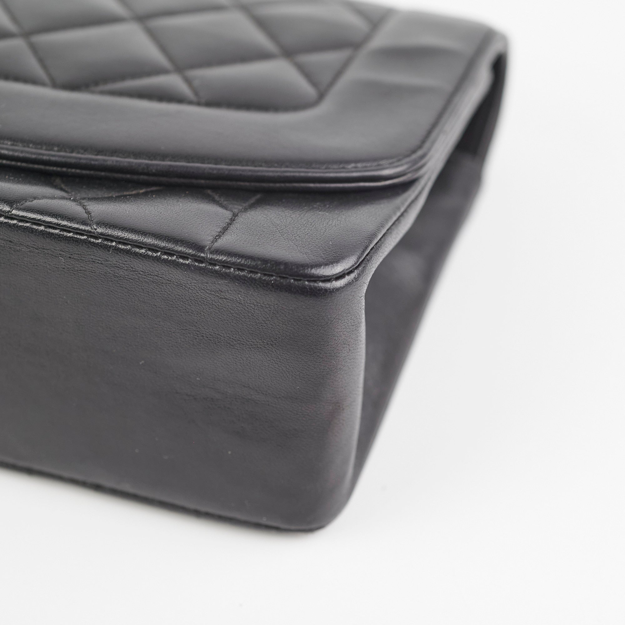 Chanel Diana Lambskin Black Medium