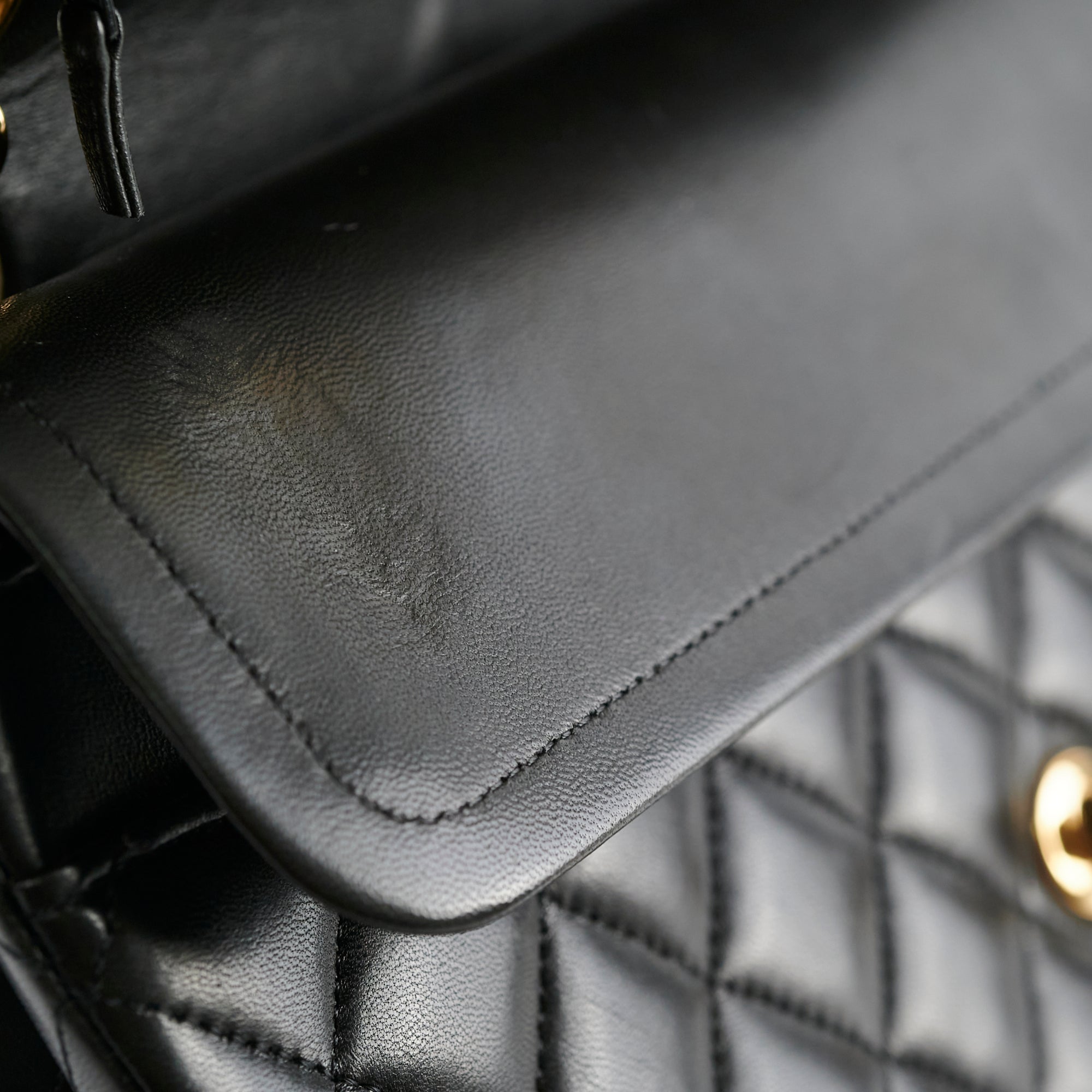 Chanel Classic Lambskin M/L Medium/Large Flap Black
