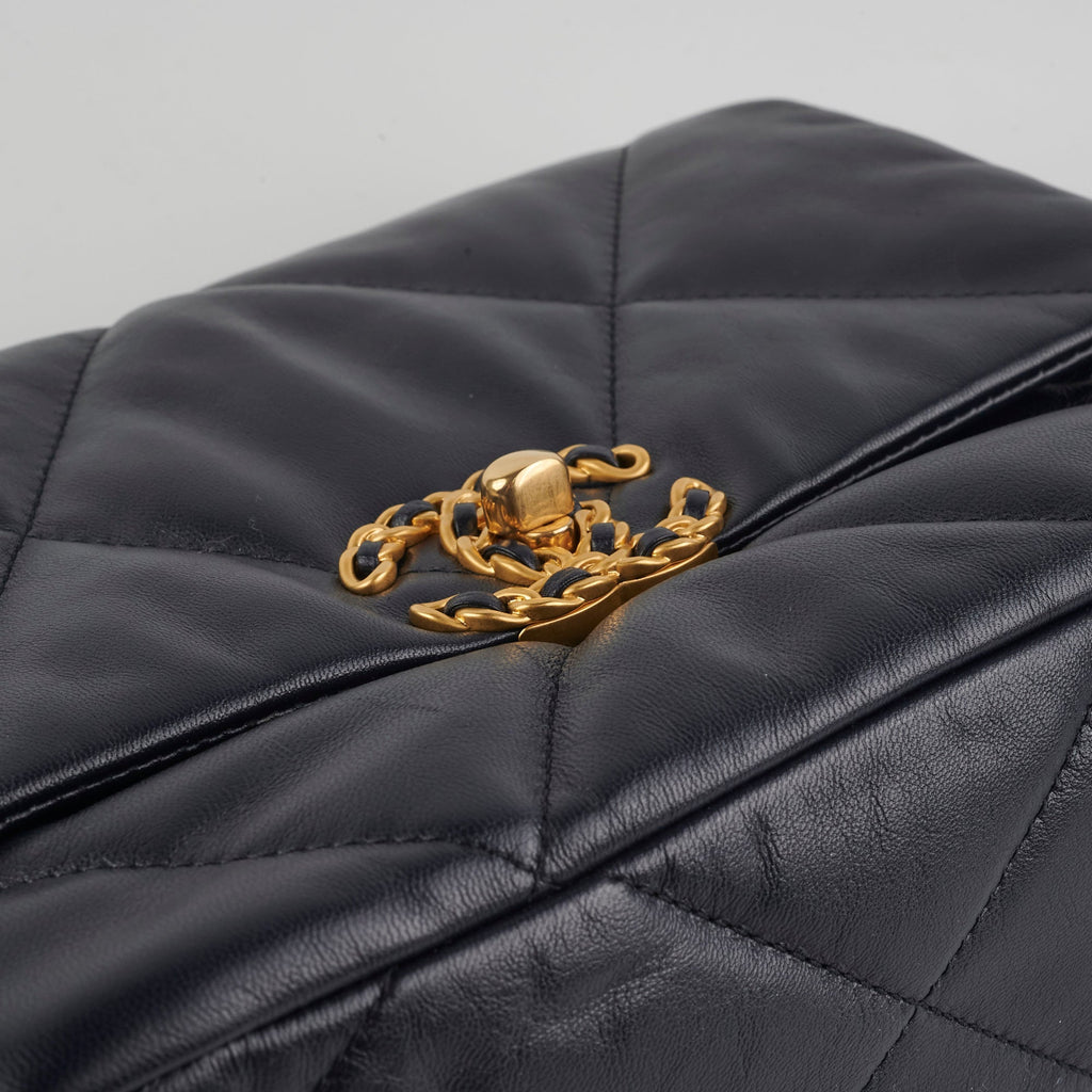 Chanel Small 19 Navy