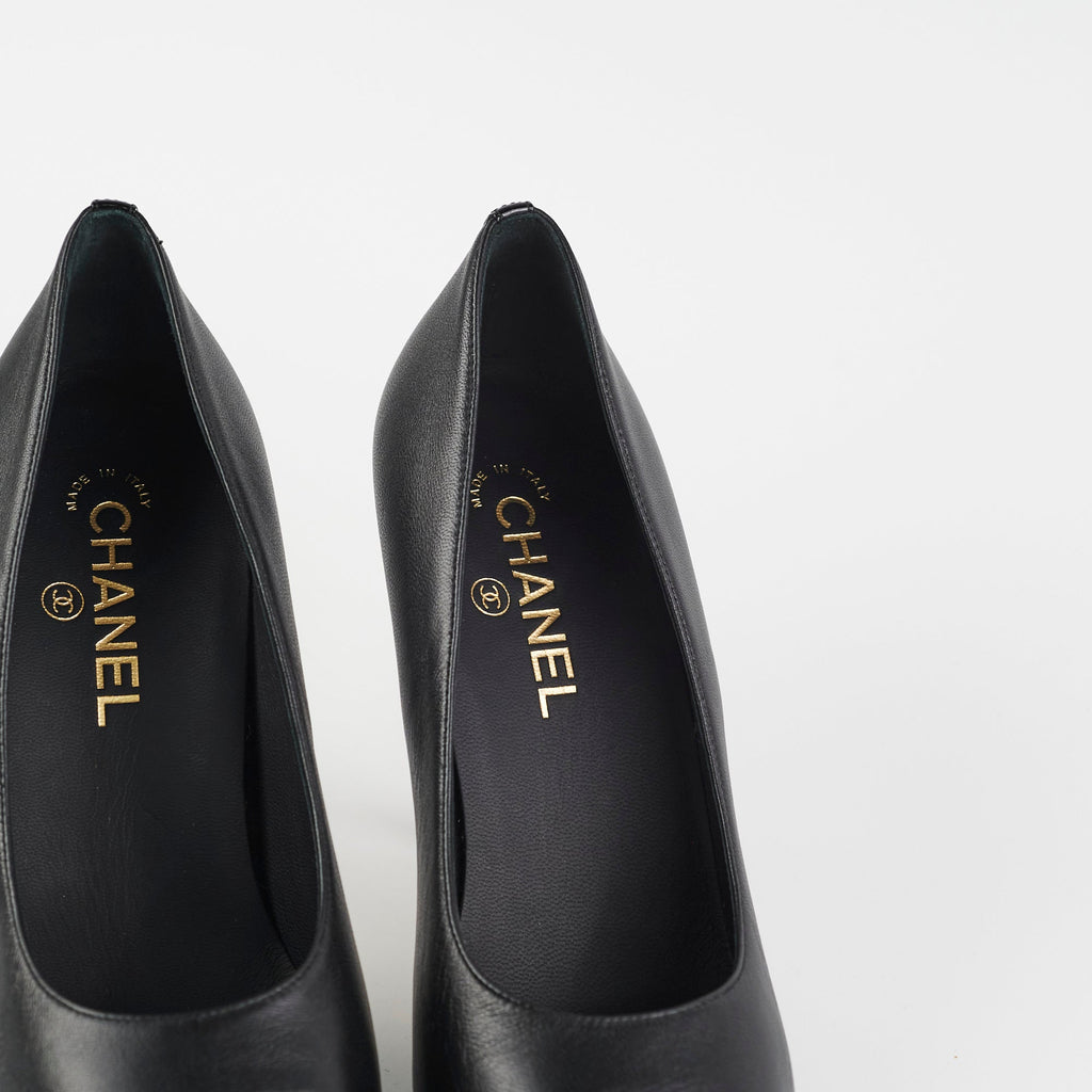 Chanel Black Size 39.5 Heels