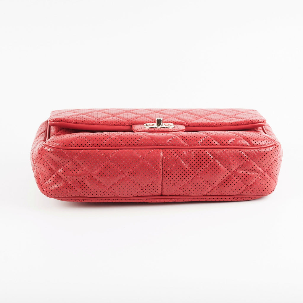 Chanel Seasonal Flap Red