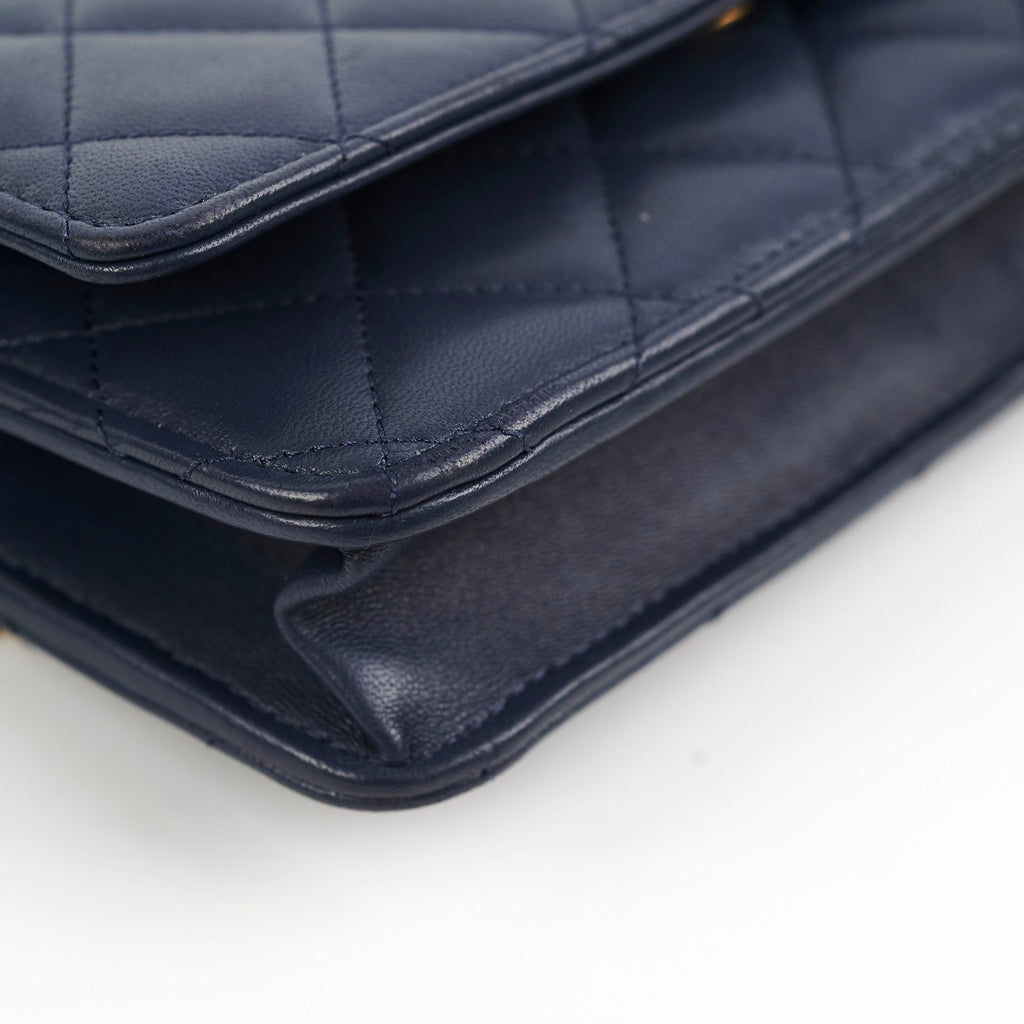 Chanel Seasonal Wallet On Chain Lambskin Navy - Microchipped