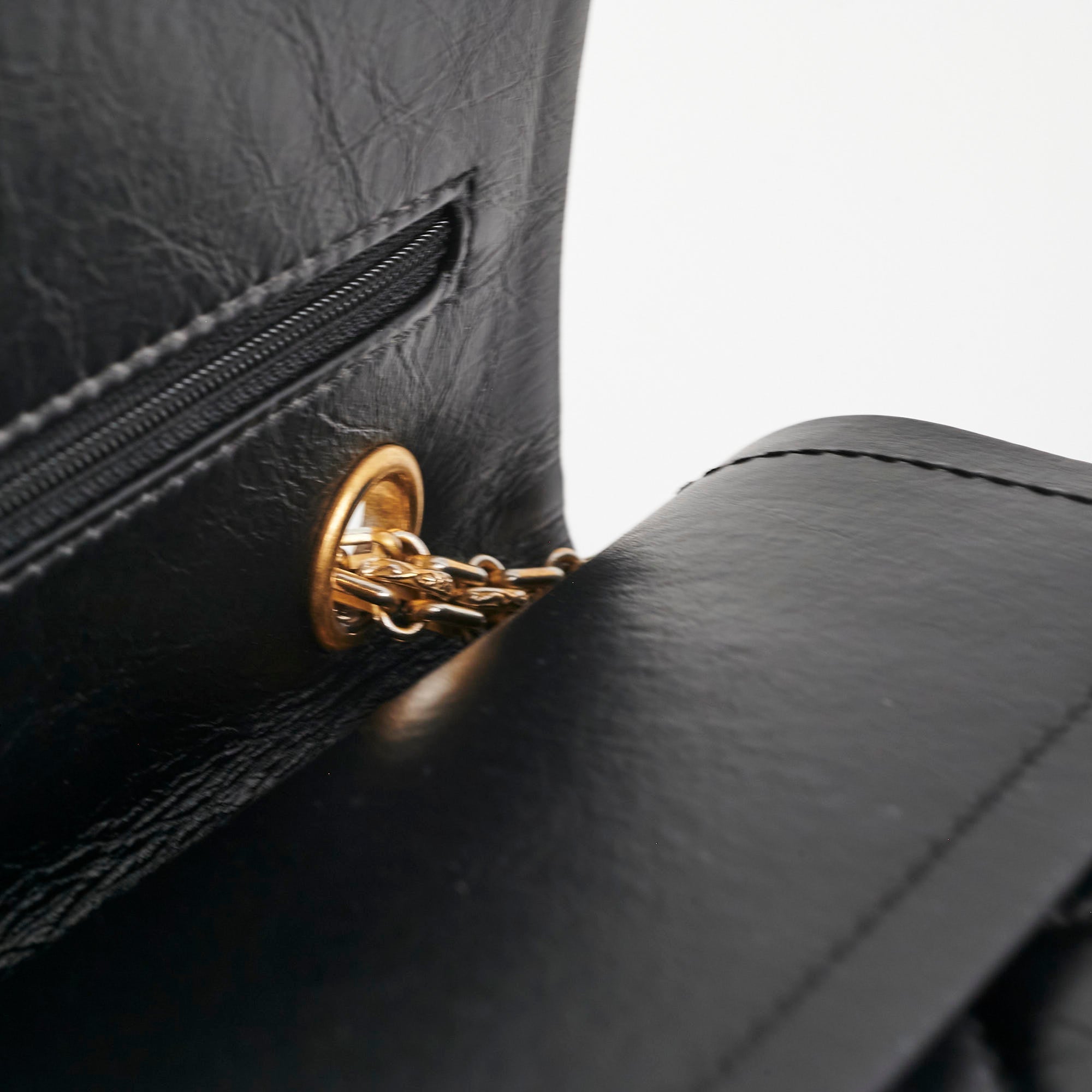 Chanel Medium Reissue 226 Black