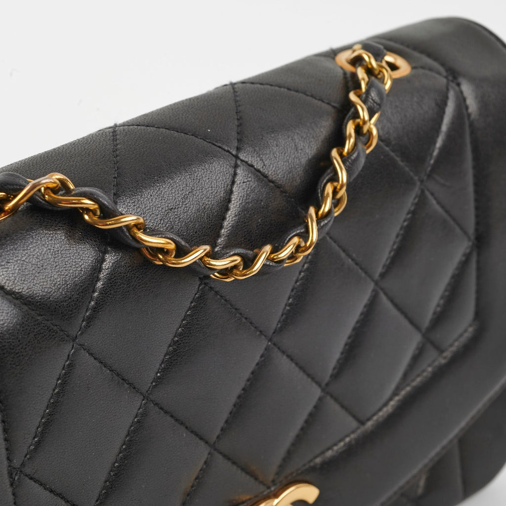 Chanel Vintage Small Diana Lambskin Black - Series 3