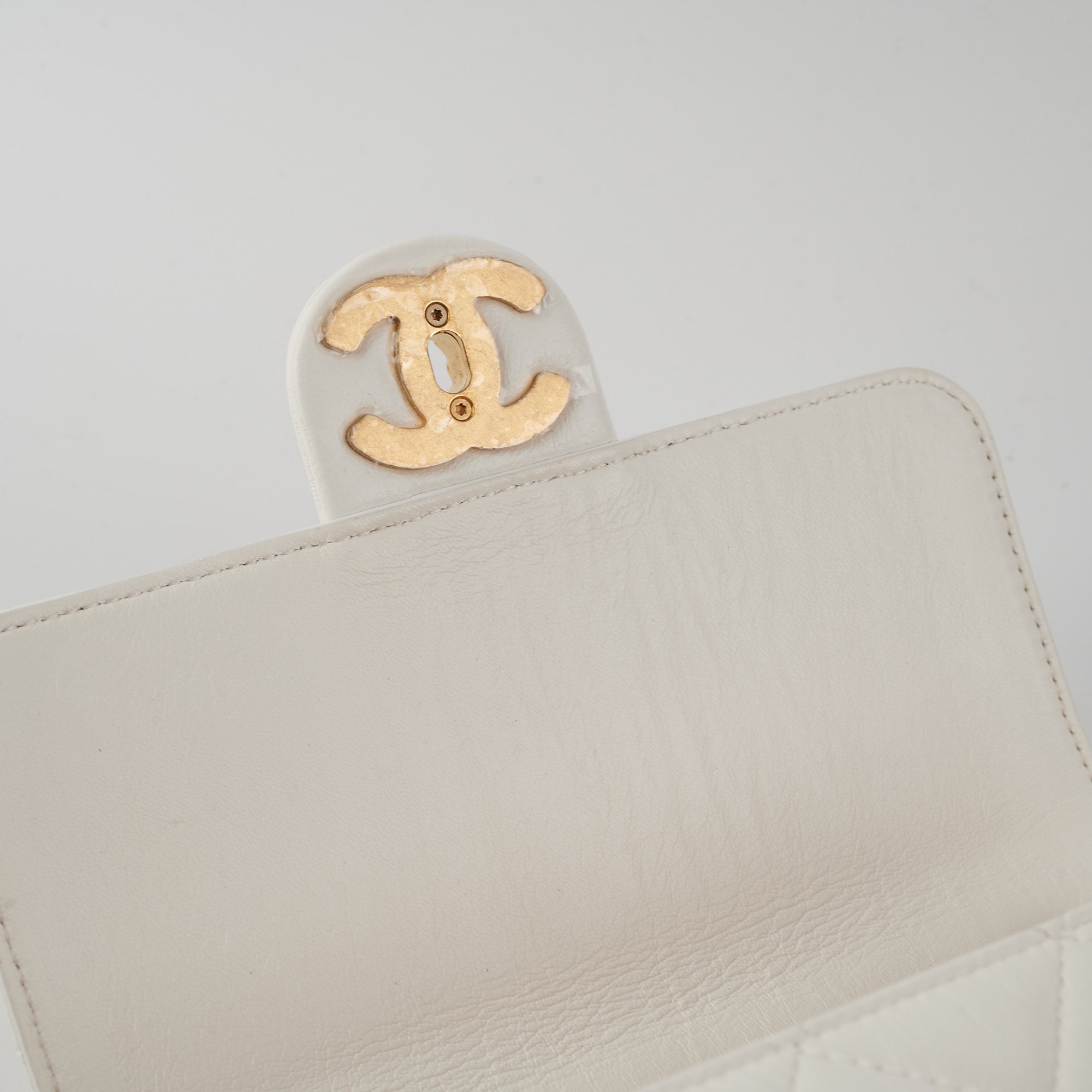 Chanel Seasonal Flap Lambskin White