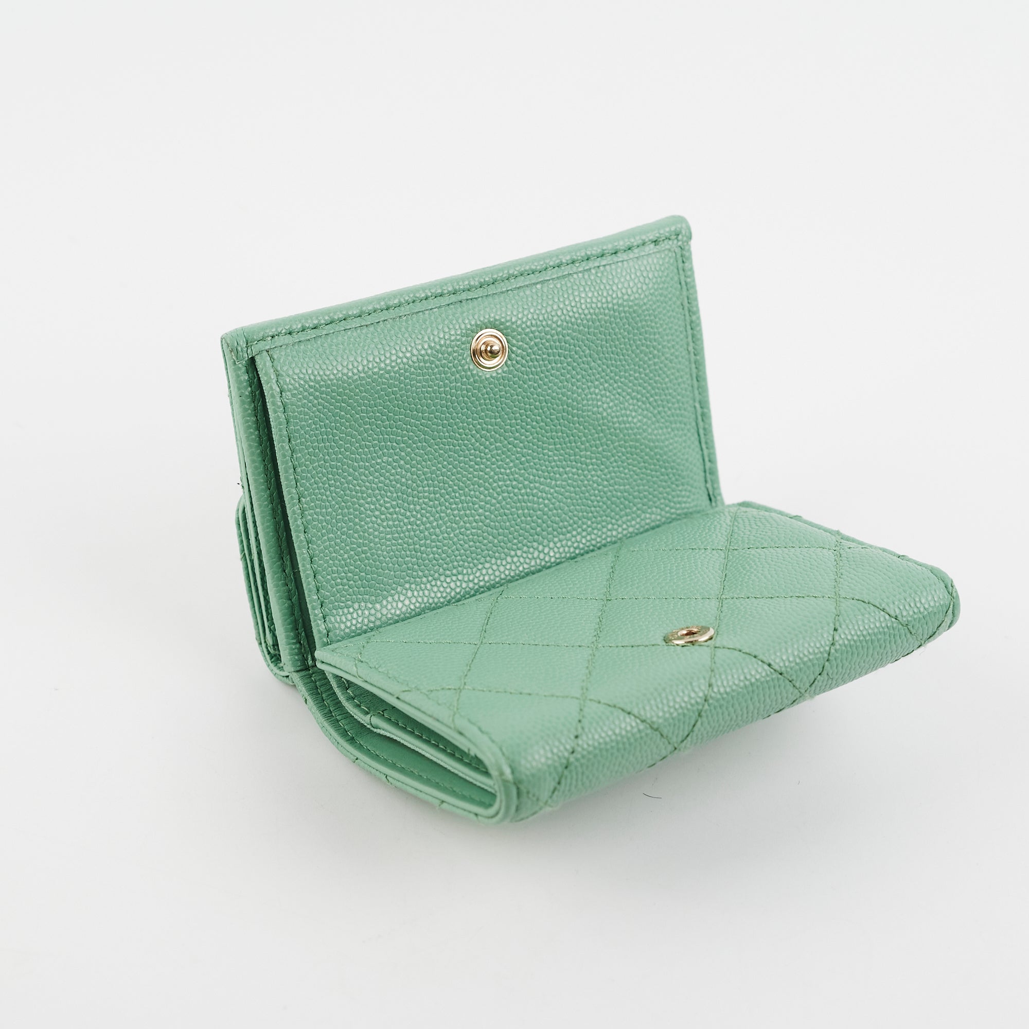 Chanel Caviar Compact Wallet Green Microchipped