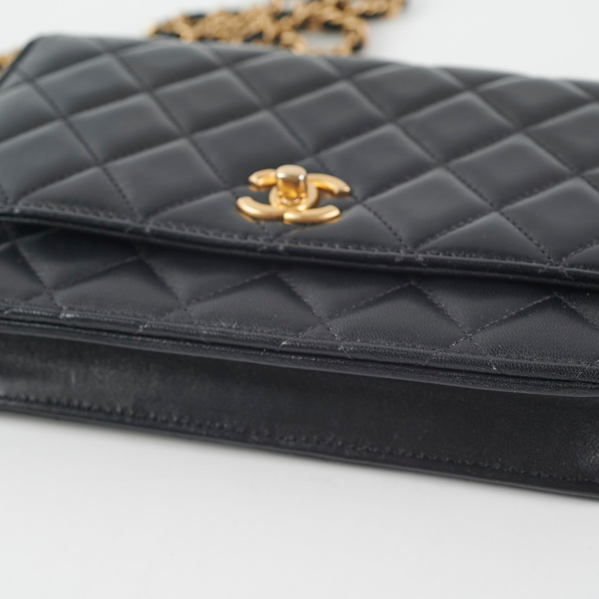 Chanel Lambskin Pearl Crush Woc Black (Microchip)