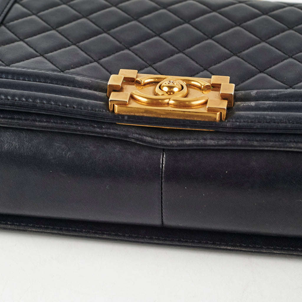 Chanel Old Medium Boy Navy Blue