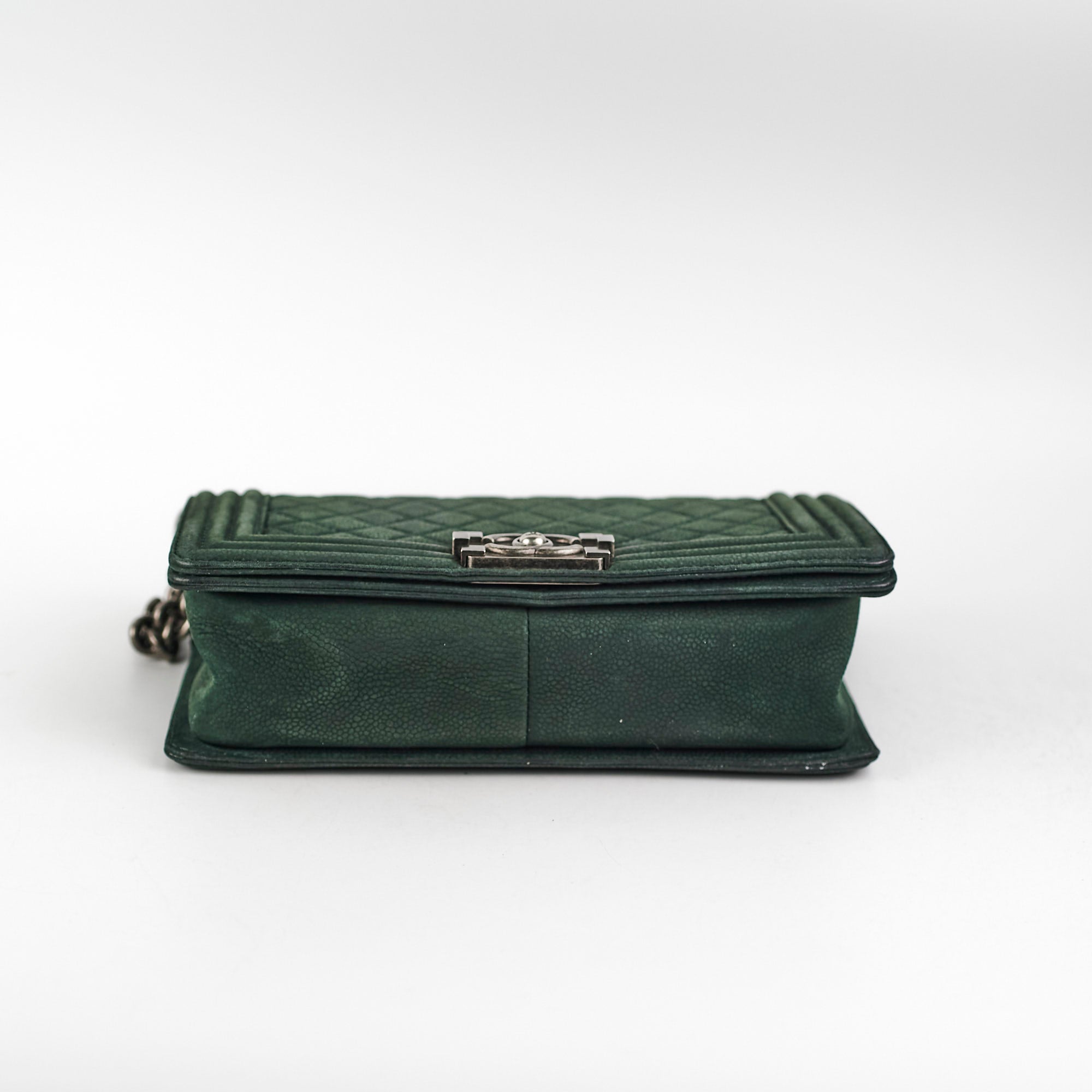 Chanel Old Medium Boy Oliver Green