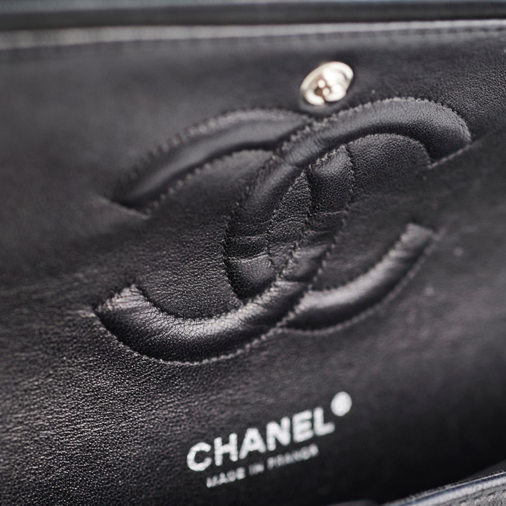 Chanel Medium/Large Classic Double Flap Black