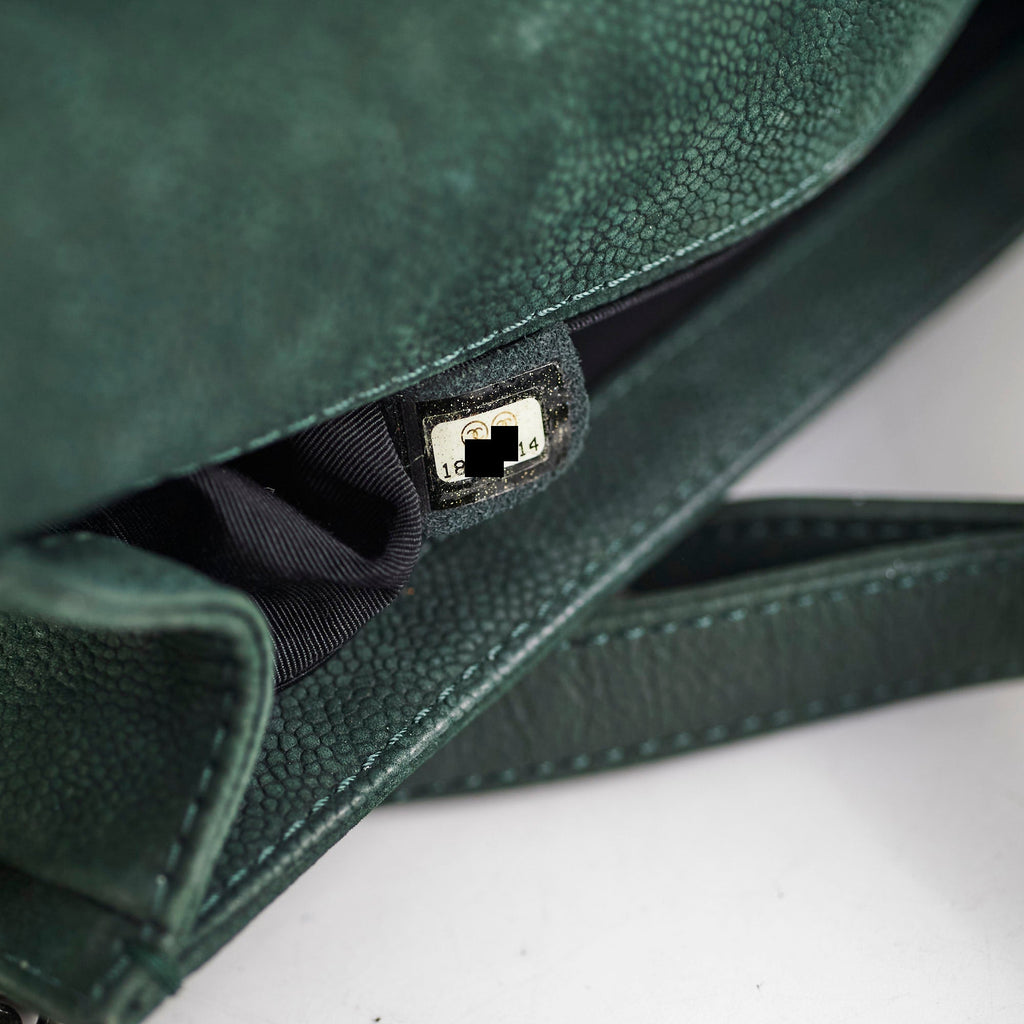 Chanel Old Medium Boy Oliver Green