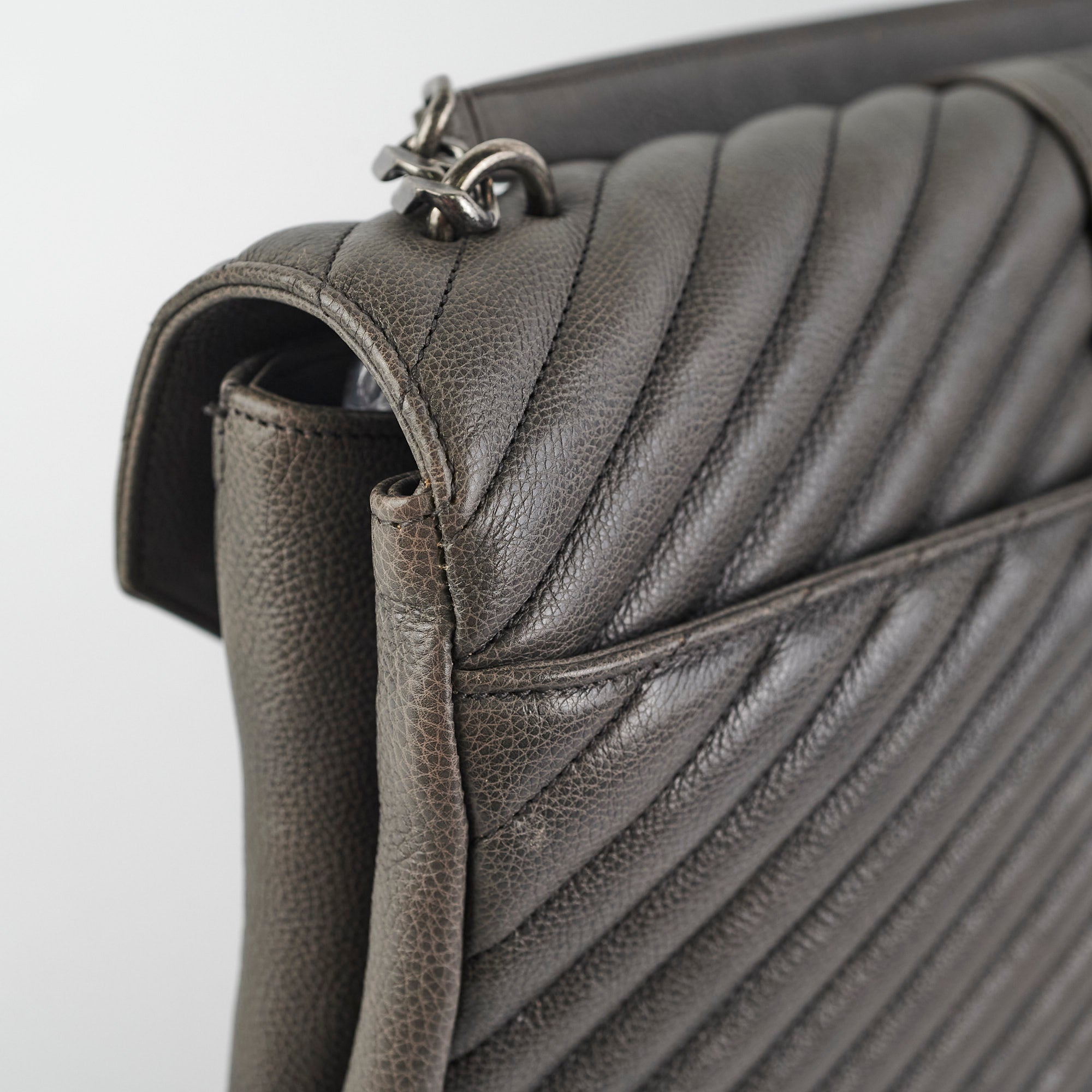 Saint Laurent Colleague Large Grey Shoulder Bag