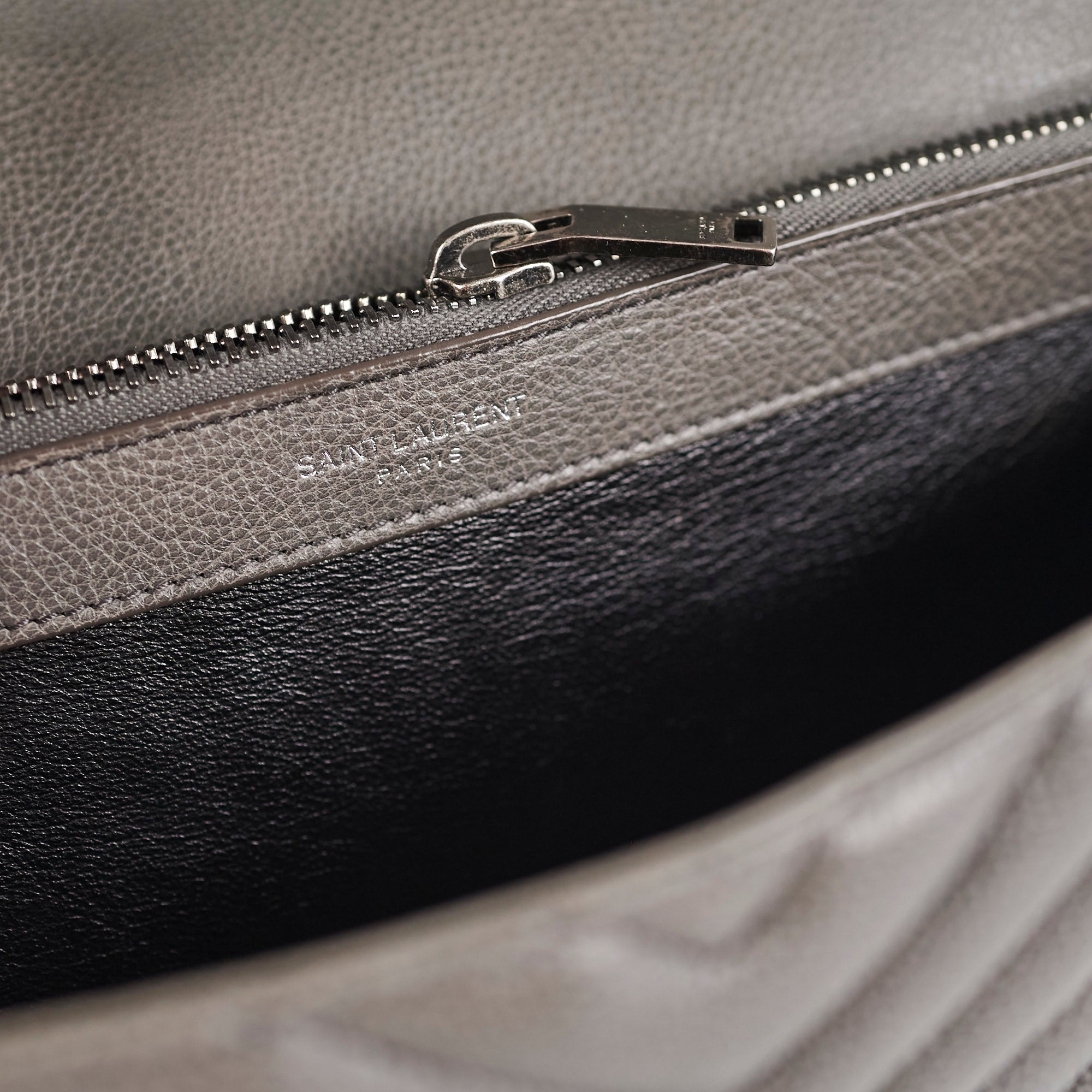 Saint Laurent Colleague Large Grey Shoulder Bag