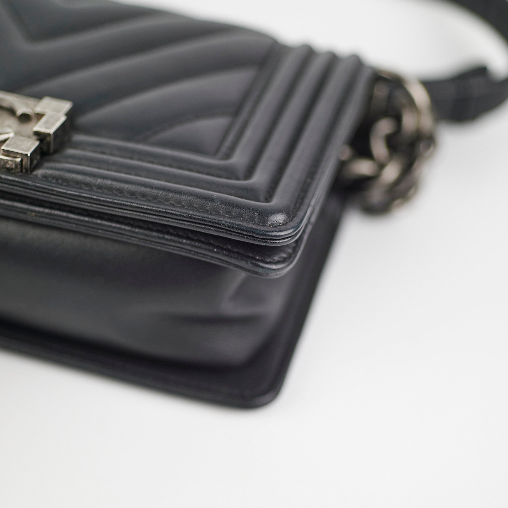 ITEM 29 - Chanel Small Chevron Boy Calfskin Black