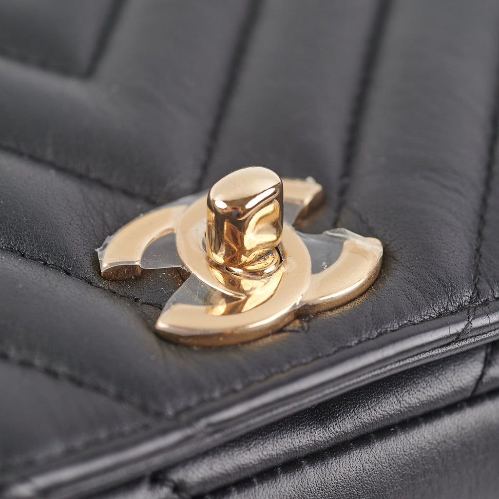 Chanel Chevron Season Flap Black