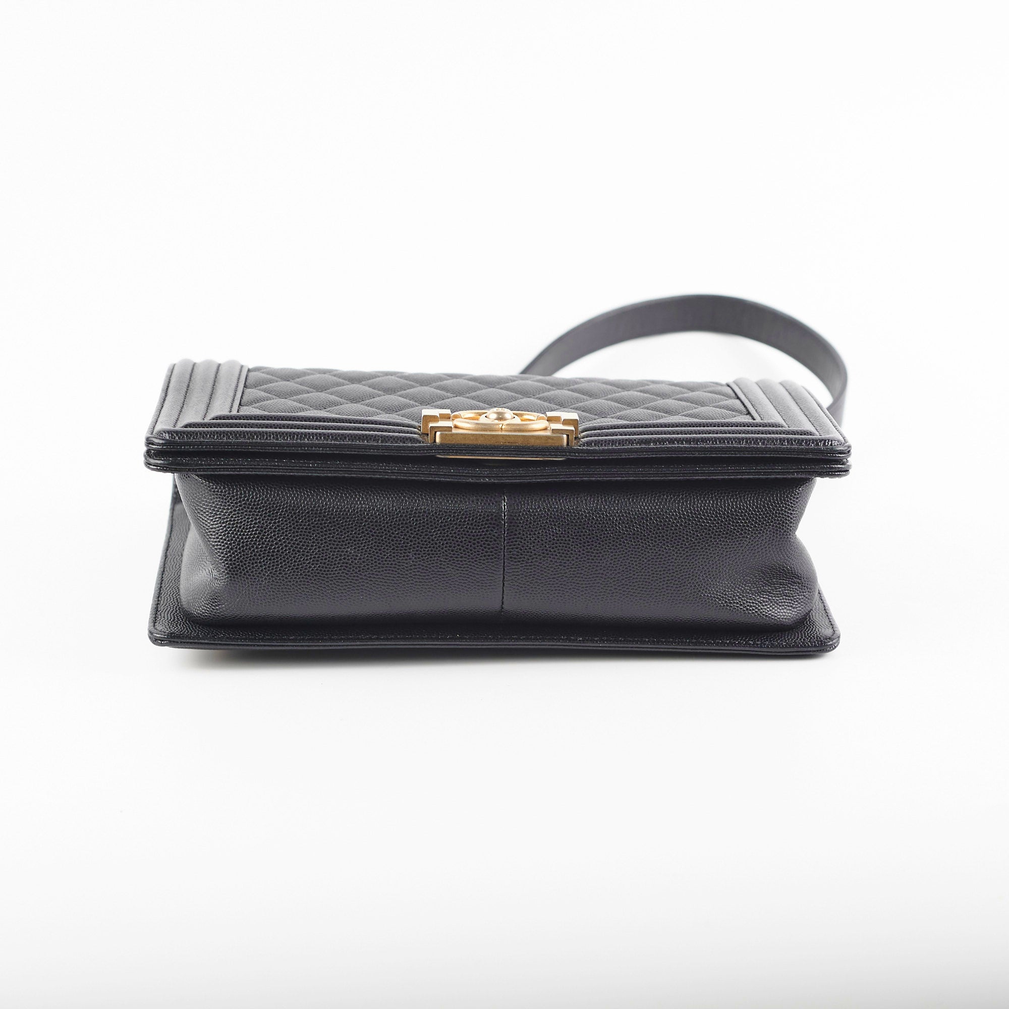 HOLD-Chanel Old Medium Boy Black Caviar Bag 26 series