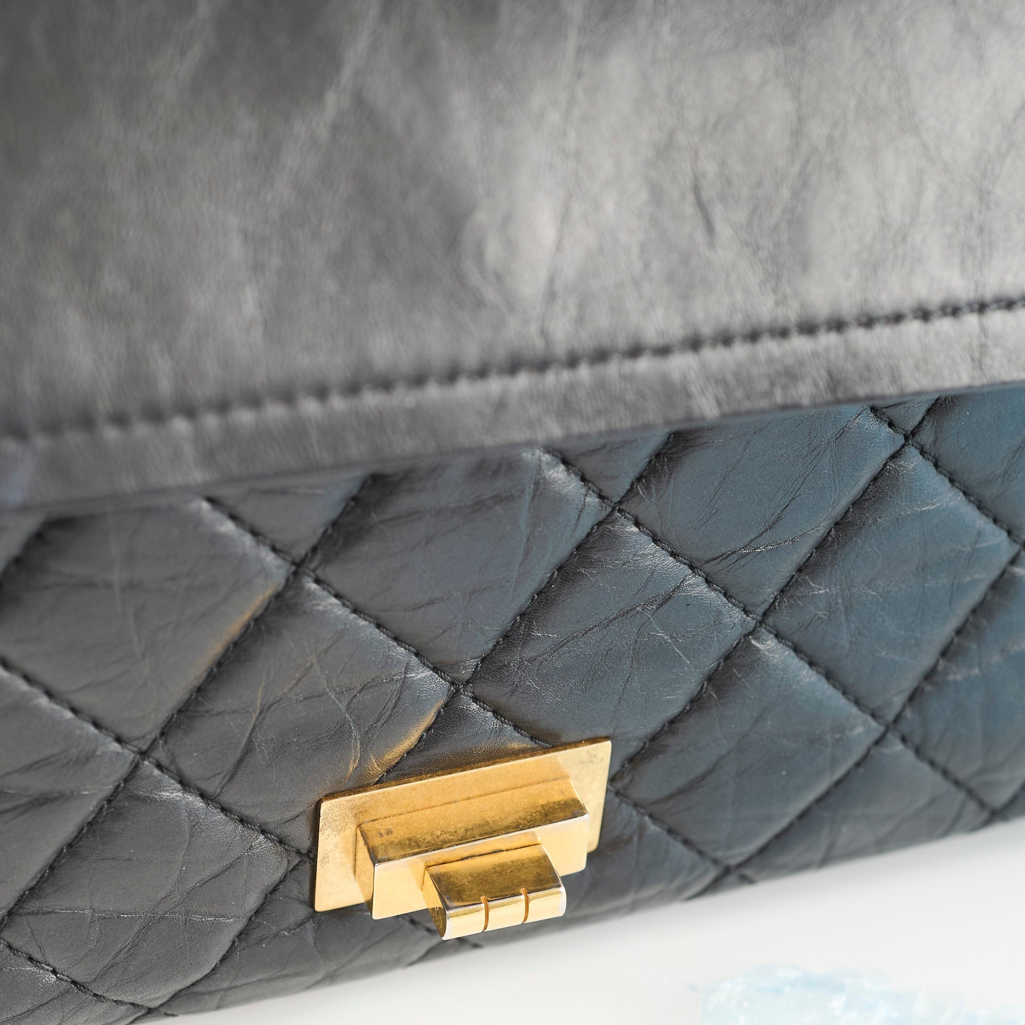 Chanel Reissue 227 Black