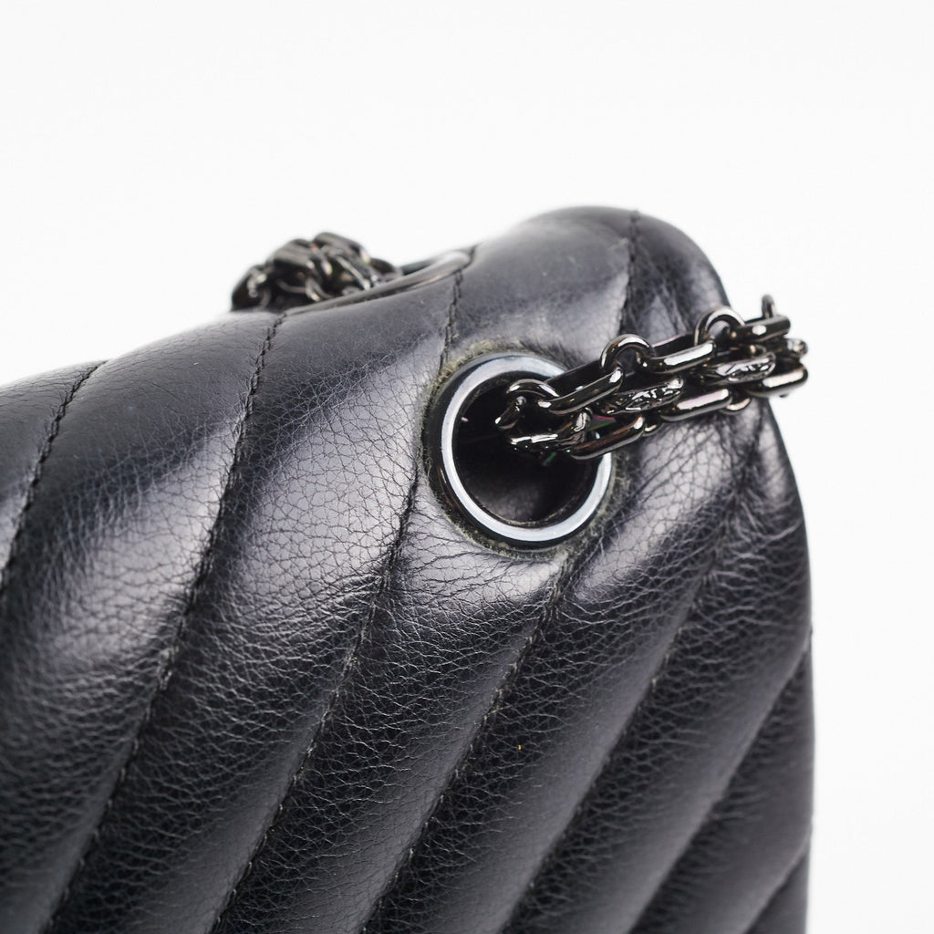 Chanel Reissue Large 226 Chevron Calfskin