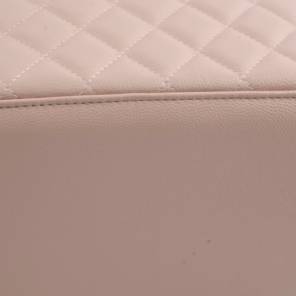 Chanel Caviar Vanity Rose Pink Series 30
