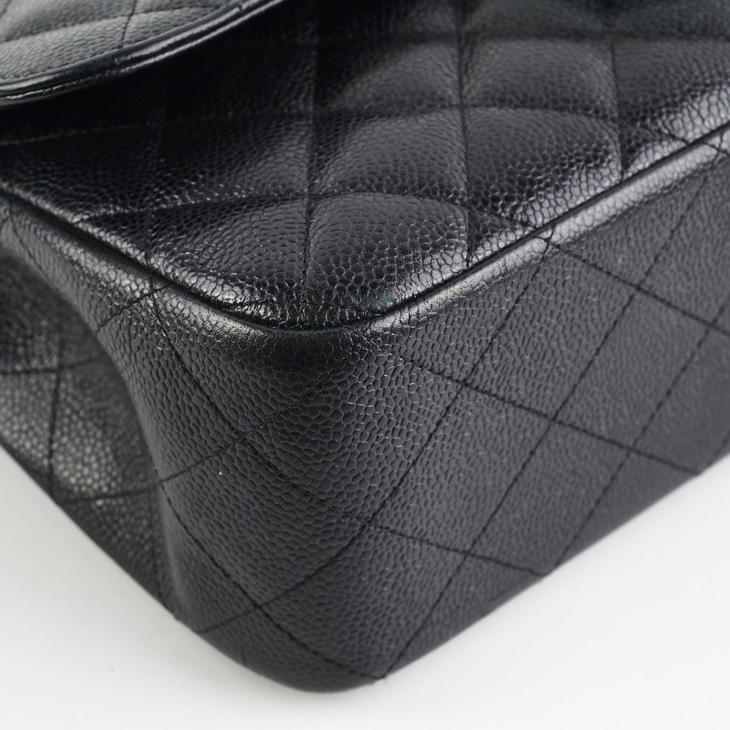 Chanel Jumbo Classic Double Flap Caviar Black