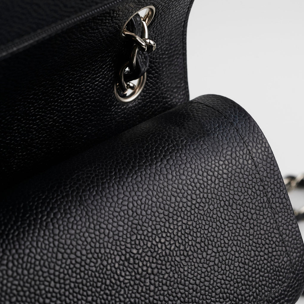 Chanel Jumbo Classic Double Flap Caviar Black