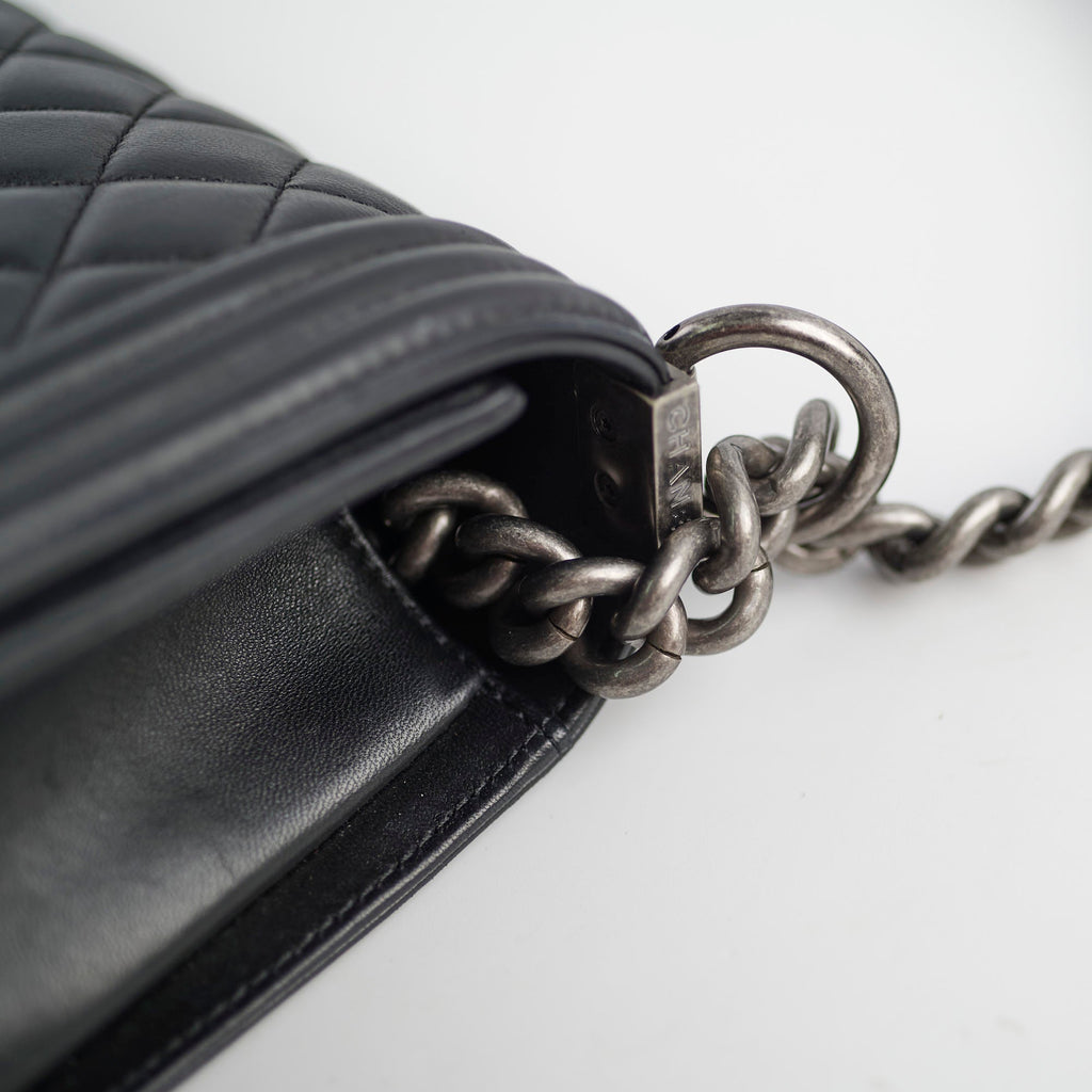 Chanel Old Medium Boy Black Lambskin - Series 23