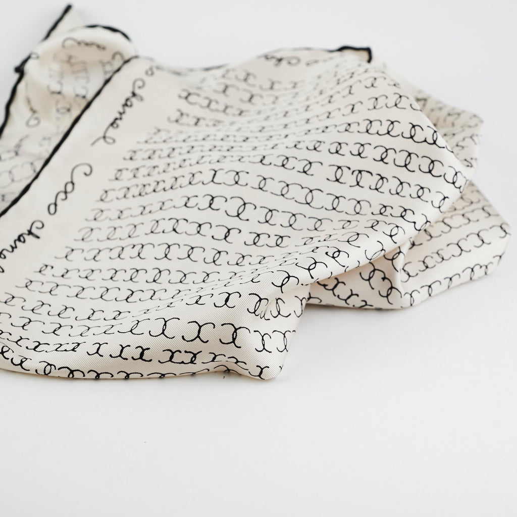 Chanel White Twilly and Scrunchie Set