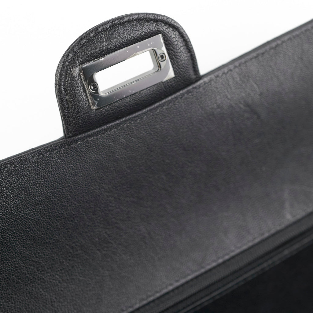 Chanel Reissue 226 So Black
