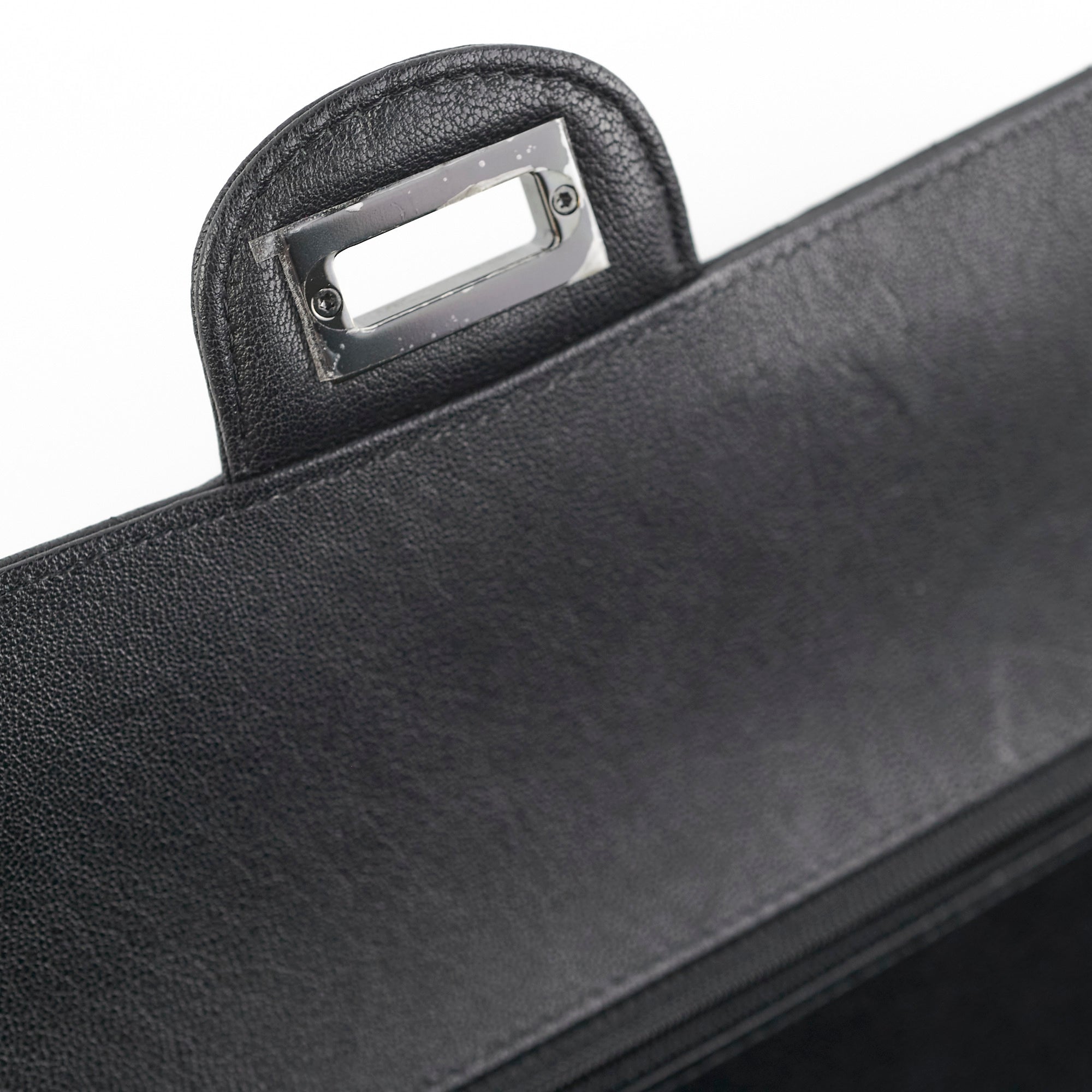 Chanel Reissue 226 So Black