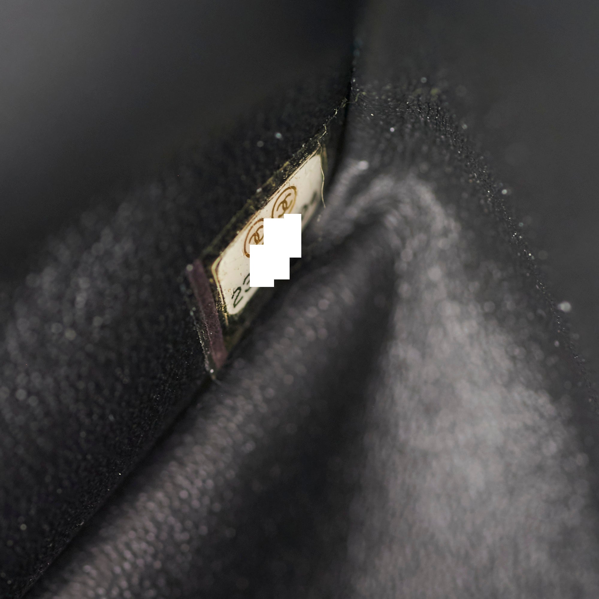 Chanel Reissue 226 So Black